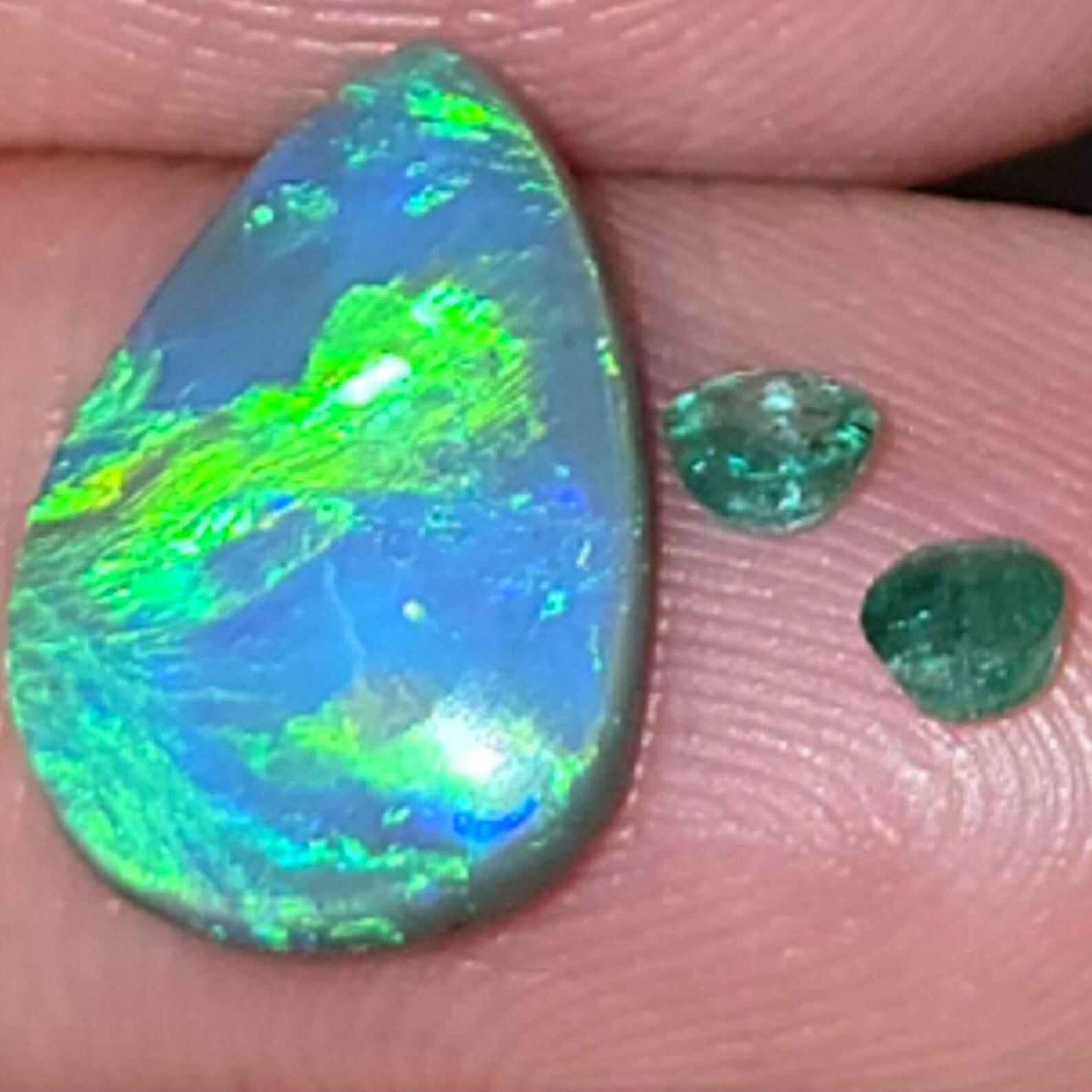 SOLD Ocean queen - CUSTOM Australian Opal Ring in solid gold! Archive